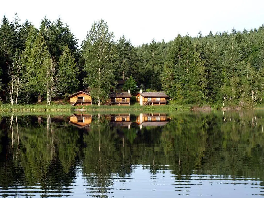 Cusheon Lake Resort Ganges 4*,  Canada